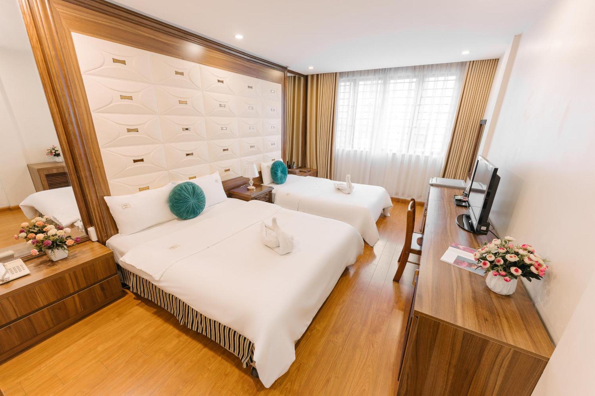 The Ky Moi Hotel And Spa - Ha Noi Center- Near Vincom Ba Trieu Hanoi Exterior photo