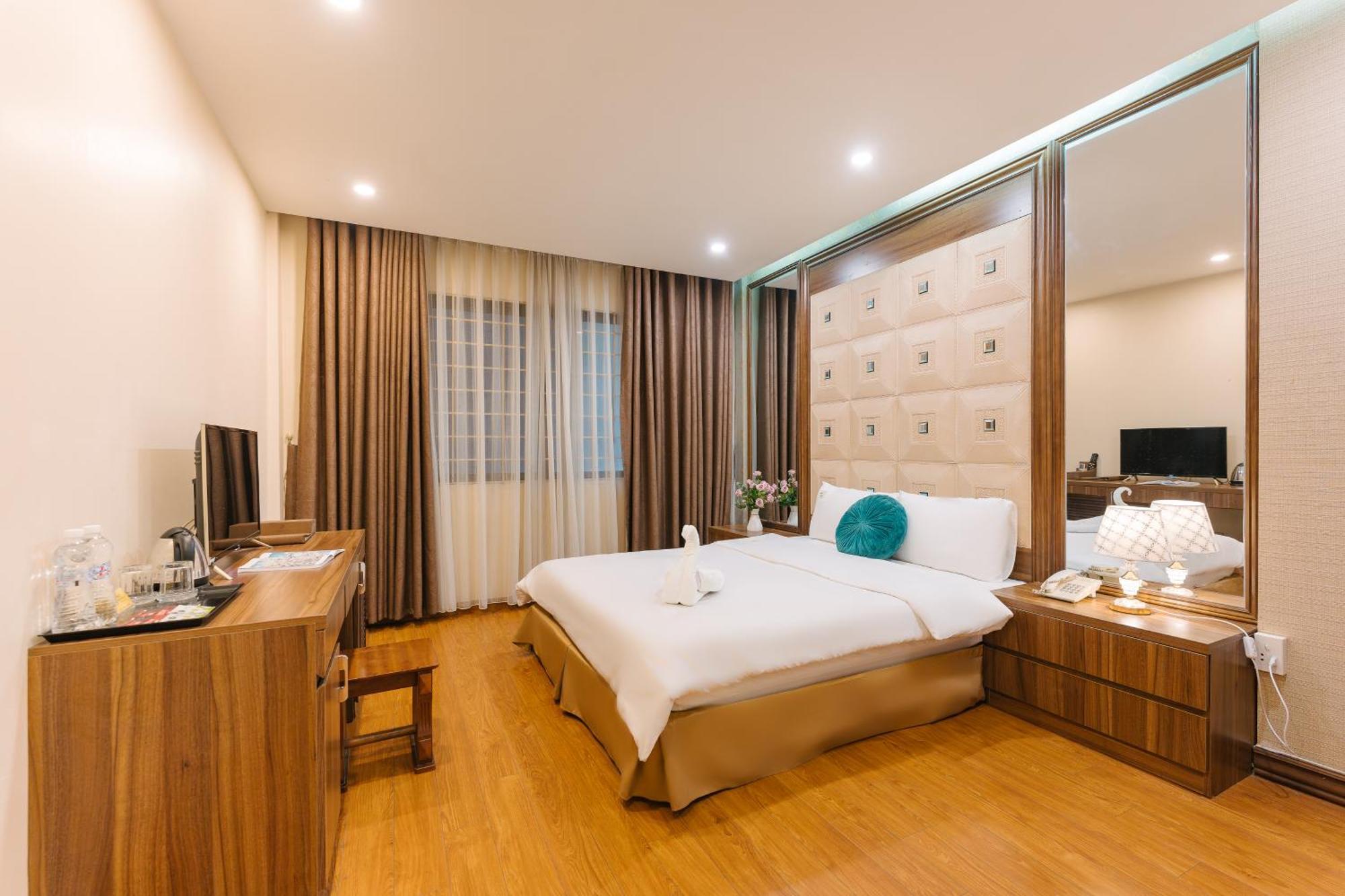 The Ky Moi Hotel And Spa - Ha Noi Center- Near Vincom Ba Trieu Hanoi Exterior photo